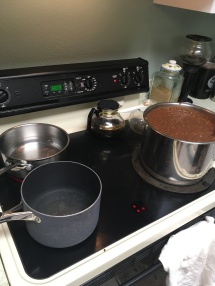 See?! The inner pot goes ON the stove!
